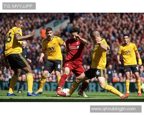 鲍比霍顿：英国足球的传奇教练