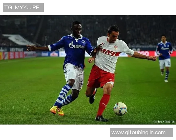 沙尔克04主场逼平斯图加特，积分榜稳步上升